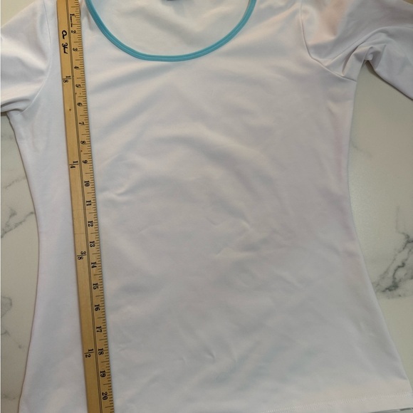 Pogue White Top with Blue Trim size small - Picture 4 of 4